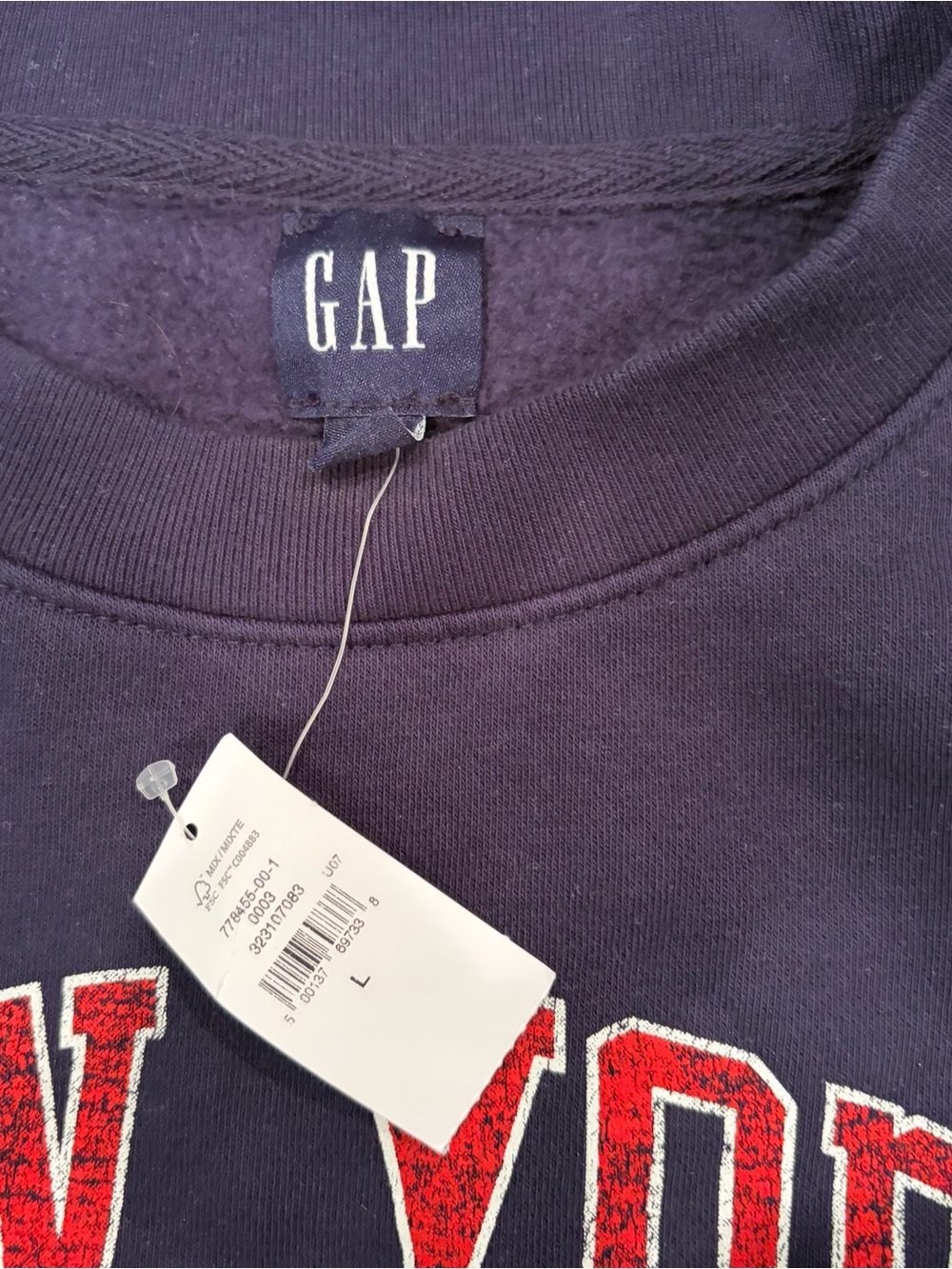 NWT GAP Women’s Navy 'New York 76' Crewneck Sweatshirt - Picture 3 of 3